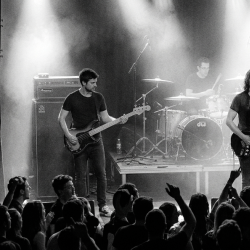 Sojourner performing before a packed audience during the final stage of the band's Mexican tour in 2015